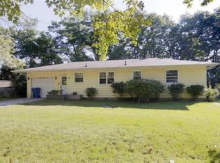 11259 S Oakland Dr, Schoolcraft, MI 49087