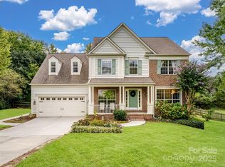 5417 Apple Glen Dr, Harrisburg, NC 28075