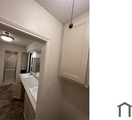 4th image of 6313 Oak Timber Dr E