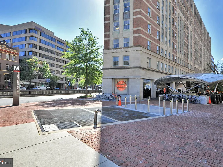 2100 Newport Pl NW #2 — Photo 15