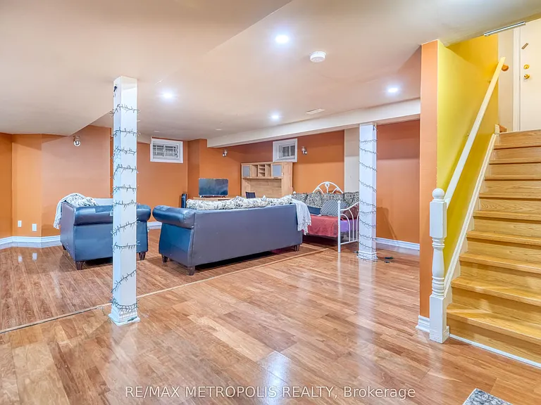56 Hibbins Ave #BASEMENT — Photo 4