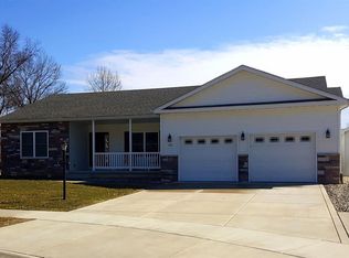 250 Lake Park Rd, Burns Harbor, IN 46304