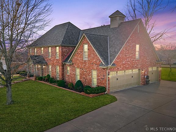 2nd image of 2901 Roanoke Ridge Rd