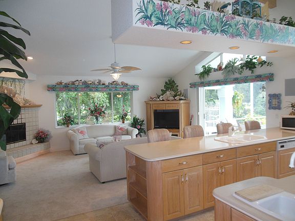5th image of 544 Reserve Dr