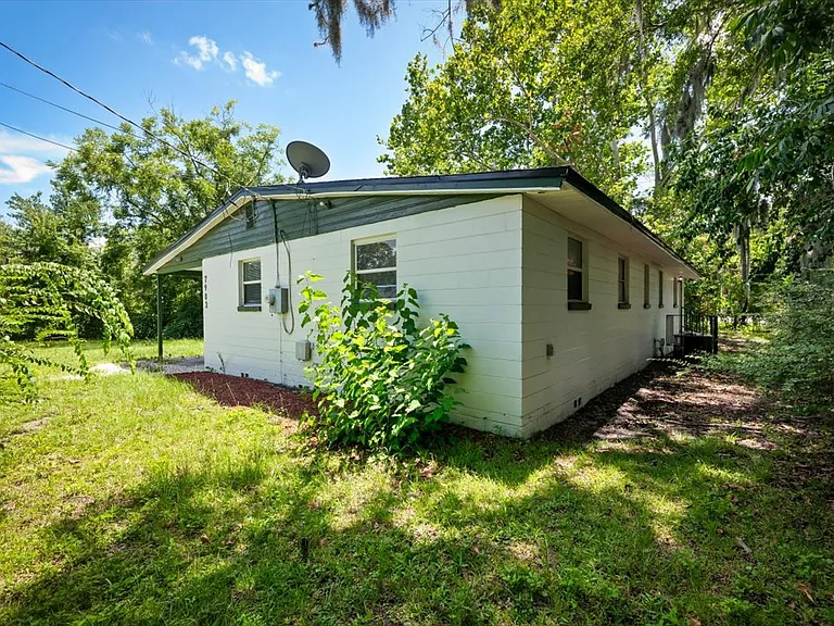 7903 New Kings Rd — Photo 23