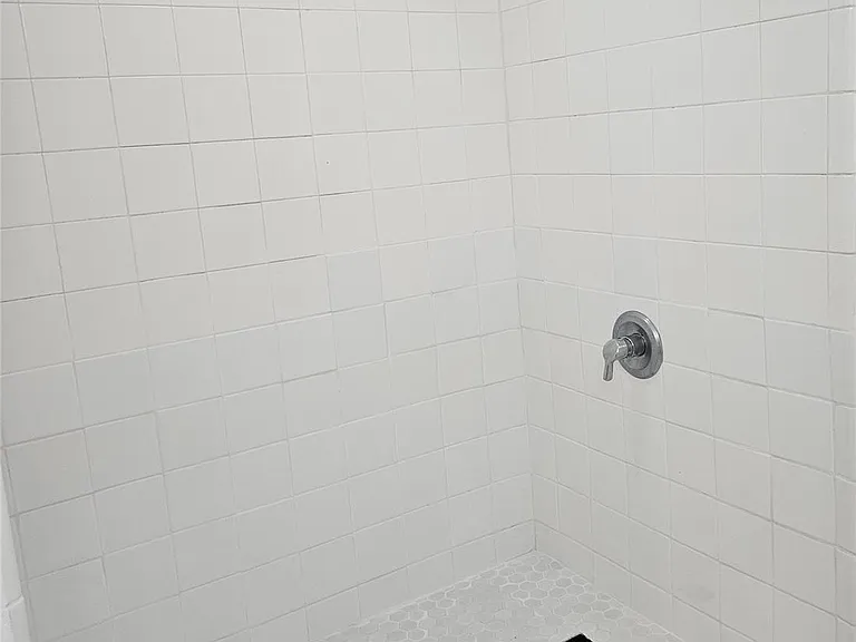 1130 Concord Pl — Photo 27