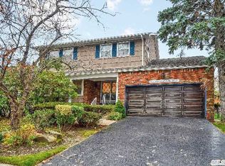 253 Regent Dr, Long Beach, NY 11561