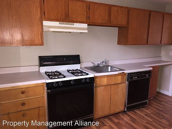 4th image of 1503 Meadowbrook Dr #1