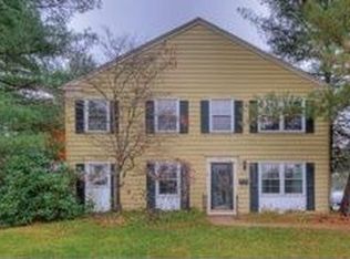 613 Cambridge Rd, Blacksburg, VA 24060