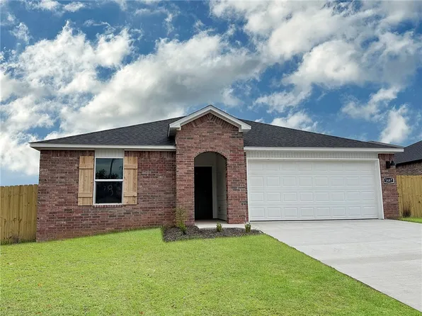 1487 Ridgeview Dr, Springdale, AR 72762