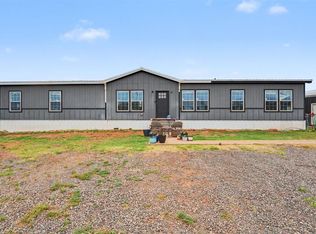 9908 N 1990th Rd, Hammon, OK 73650