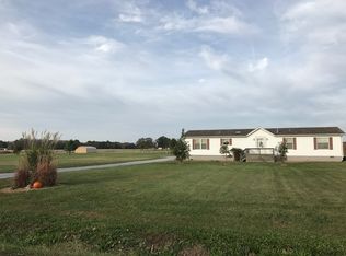 1311 SW 7th St, Fairfield, IL 62837