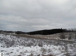 S Popp Rd, Lake Leelanau, MI 49653