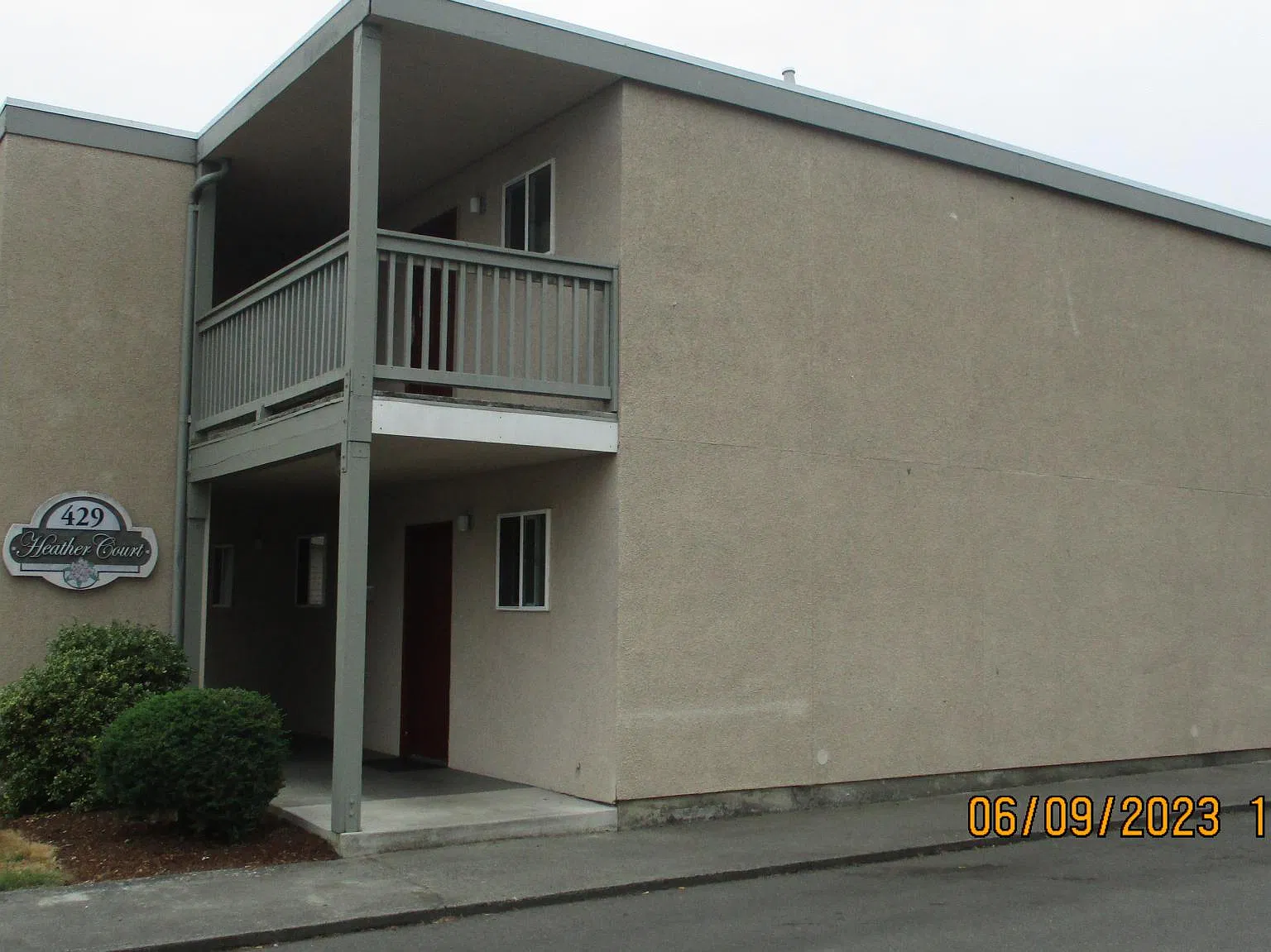 Studio, 400 sqft, $1,000 — Photo 1