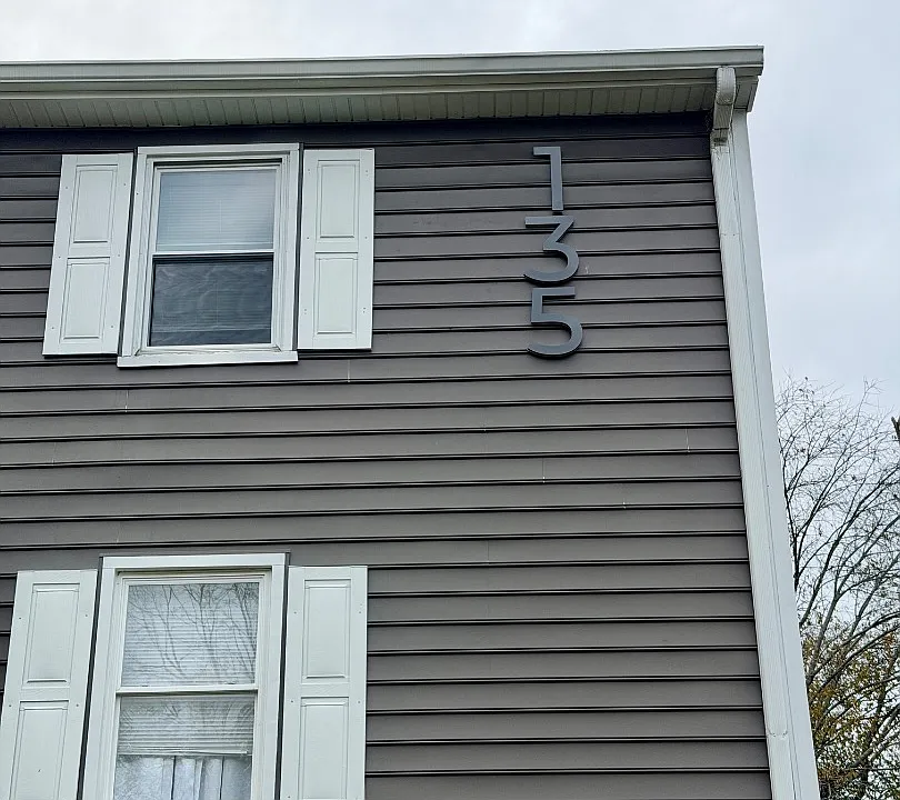 135 Walnut St #24