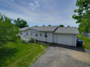 106 S Tipsord St, Arrowsmith, IL 61722