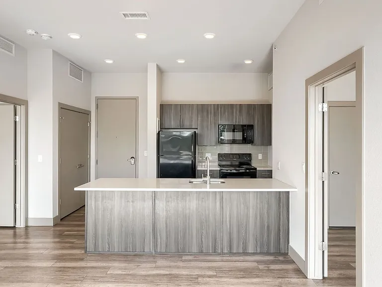 4923 King St — Photo 30
