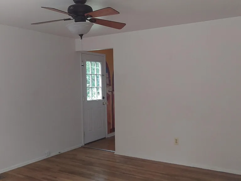 6 Manitou Ct — Photo 3