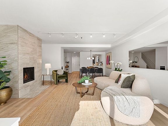 4th image of 685 High St APT 2D