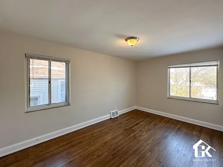 16182 Greenlawn St — Photo 38
