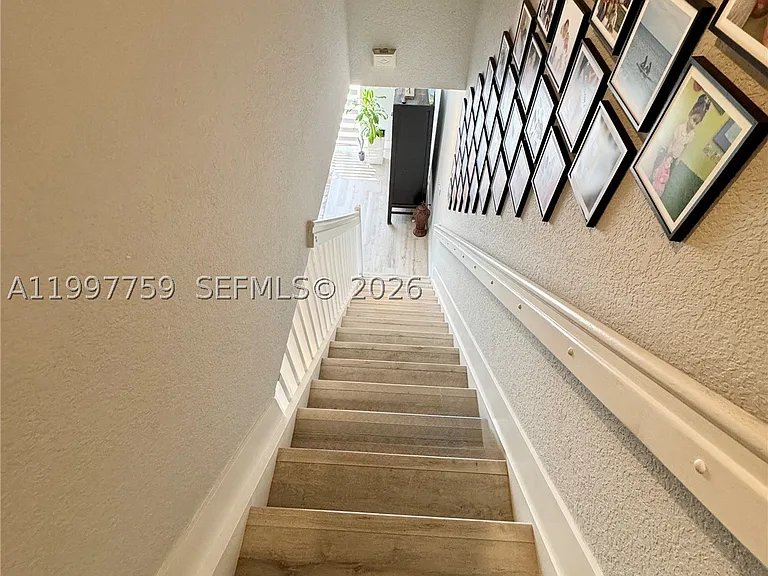 2469 Cordoba Bnd #2469 — Photo 29