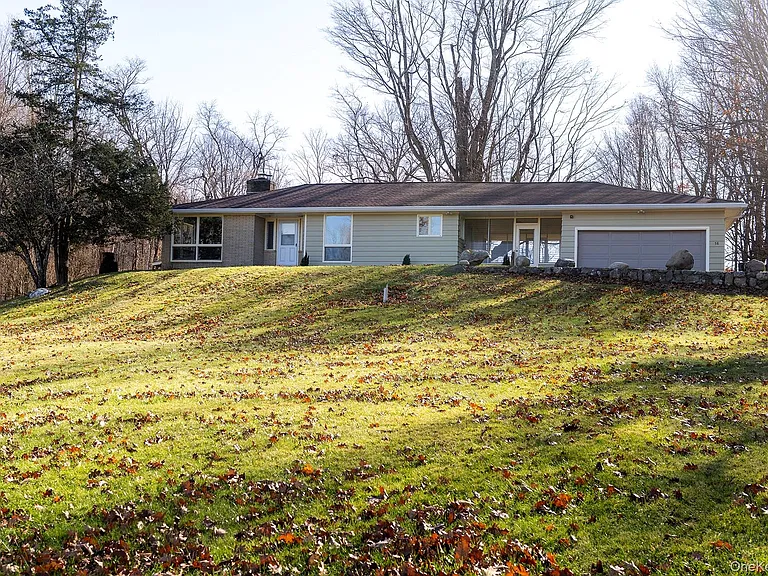 58 On The Grn — Photo 26
