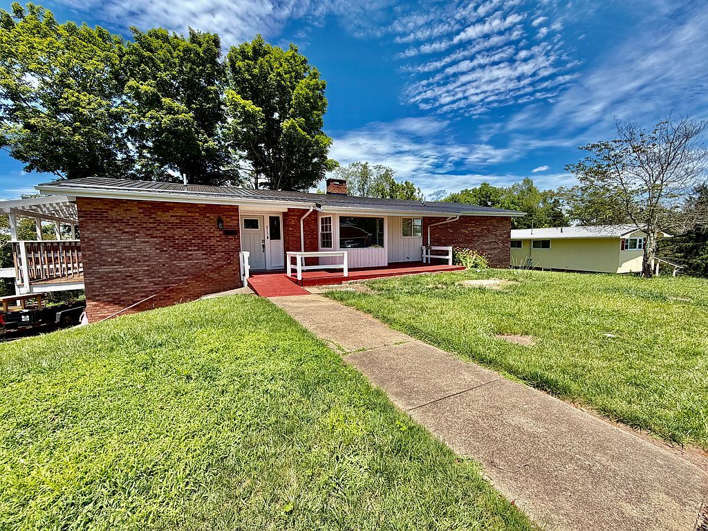 215 Cedar Crest Dr - Property Image