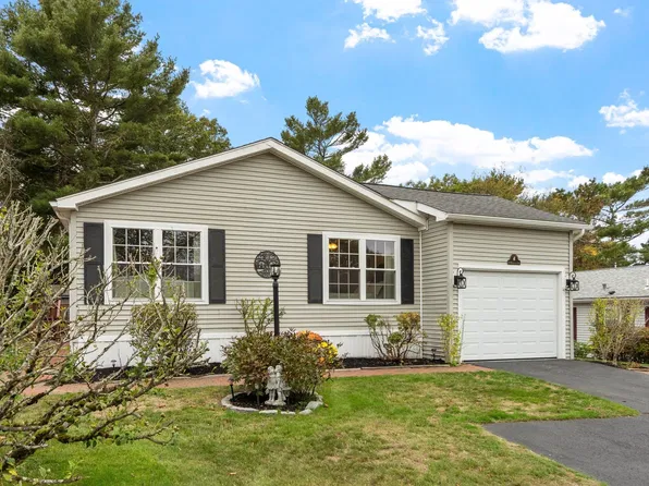 19 Headlands Dr, Plymouth, MA 02360