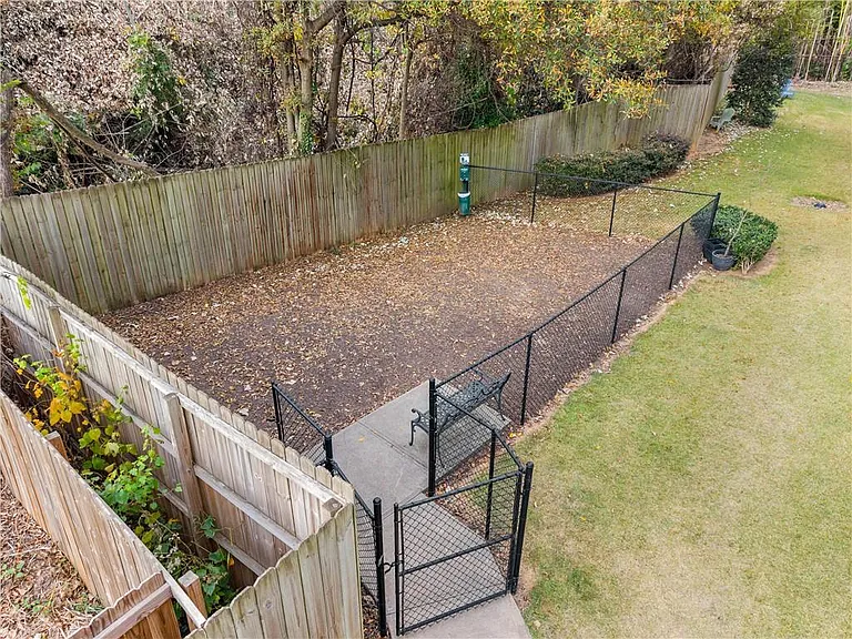 53 Moda Ln — Photo 40
