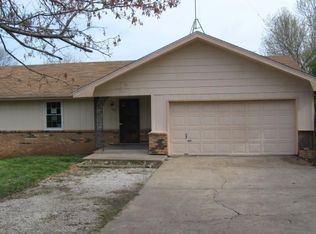 1125 W Broadmoor St, Springfield, MO 65807