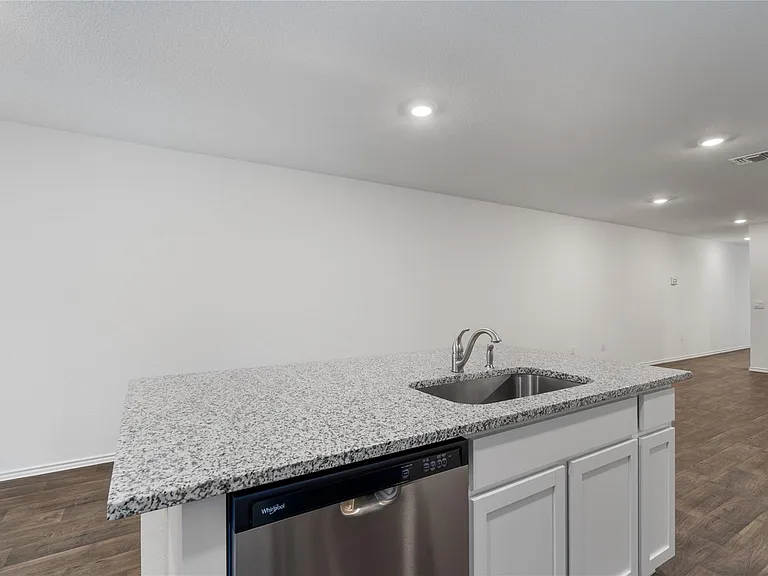 18609 Cremello Dr #B — Photo 6