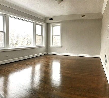 4th image of 9133 S Essex Ave