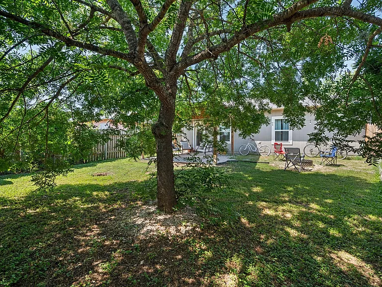 4603 Ribbecke Ave — Photo 37
