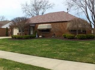 720 Willow Dr, Euclid, OH