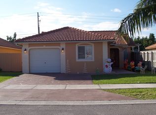 14360 SW 183rd Ter, Miami, FL 33177