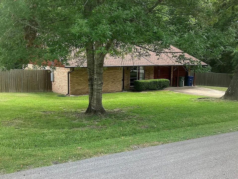 1st image of 4418 Shady Ln