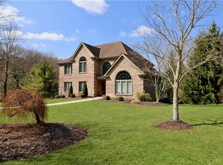 624 Woodvalley Dr, Pittsburgh, PA