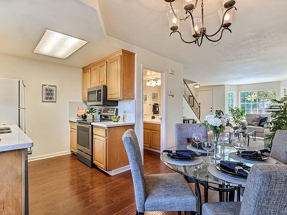 5th image of 1559 Sandra Kay Ct