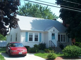21 Central St, Lincoln, RI 02838