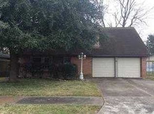 706 E Dartmouth Ln, Deer Park, TX 77536