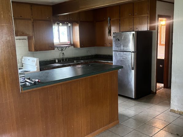 404 S Main St #4
