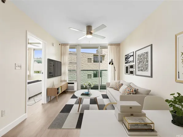 1448 Young St APT 604, Honolulu, HI 96814