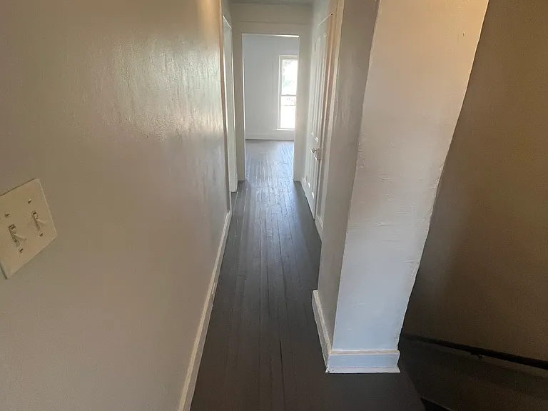 337 S Main Ave — Photo 4