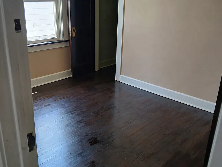 6010 Bradley Ave — Photo 6