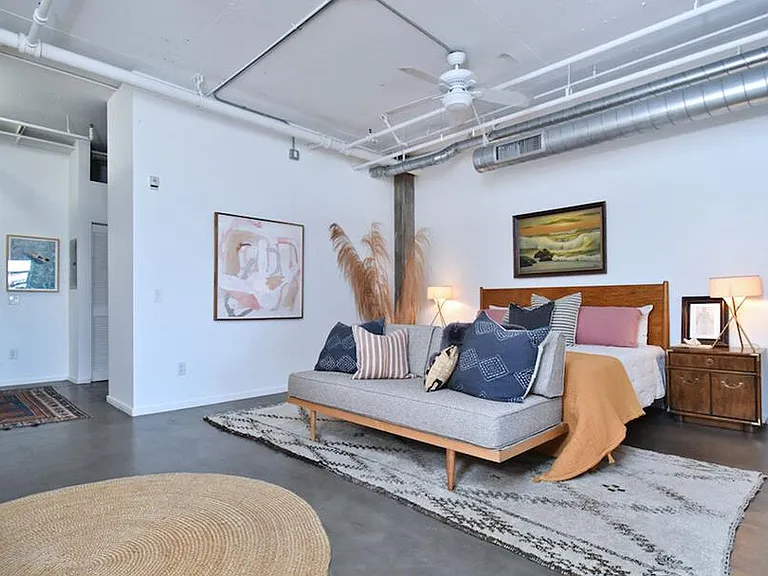 510 S Hewitt St #305 — Photo 7