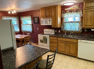 3025 Pinehurst Rd, Eau Claire, WI 54703