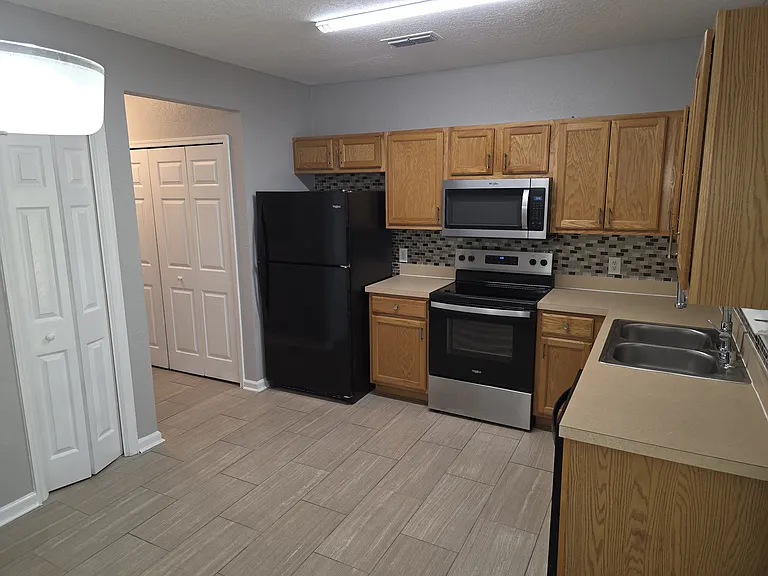 1869 Lago Del Sur Dr — Photo 5