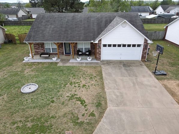 1909 Appaloosa Dr