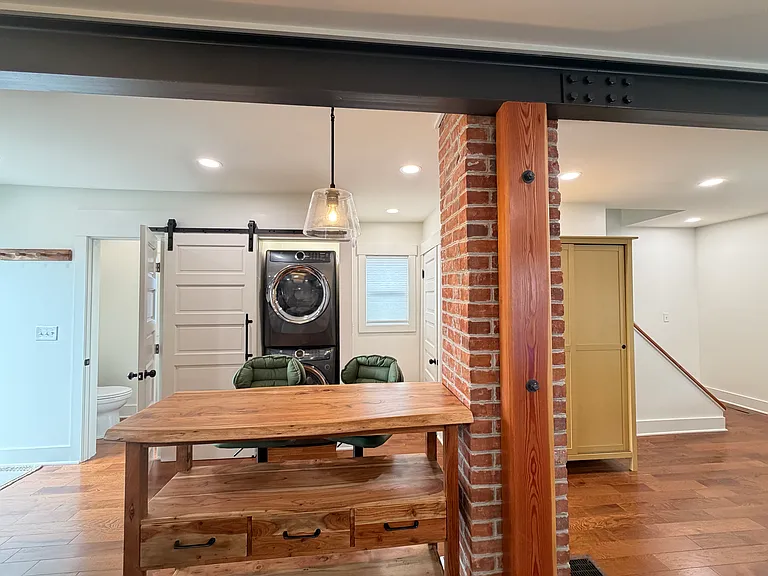 57 Caswell St — Photo 13