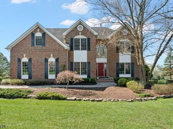 18 Wyckoff Dr, Union Twp., NJ 08867